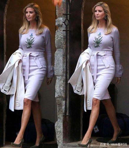 伊万卡穿毛衣包臀半身裙,优雅女强人范儿,凸显完美