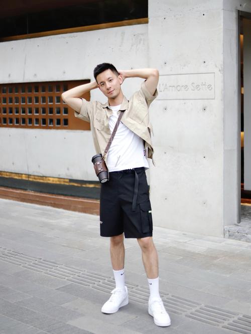 男生潮流穿搭 | 夏日清新减龄工装风04_项链_穿搭_配饰_星巴克怎么