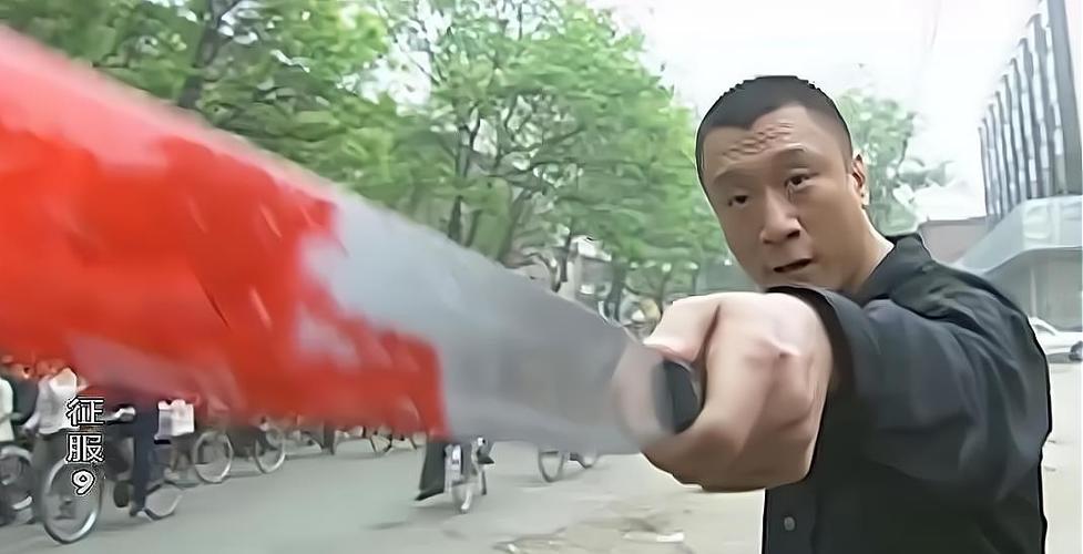 《扫黑风暴》对孙红雷角色的把握依旧很精准.