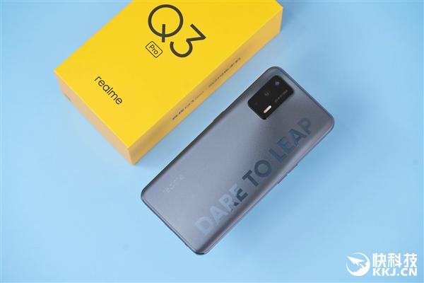 首款荧光手机realmeq3pro图赏