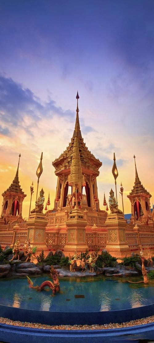 最美的泰国寺庙泰国寺庙的金碧辉煌在全世界都是无出其右