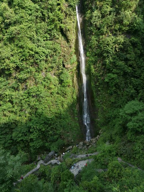 墨戎苗寨,矮寨大桥,德夯大峡谷,玉泉步道,玉泉腰带瀑布,山风鼓韵实景