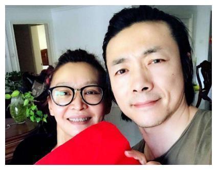 祖峰山海情的白校长结婚10年0绯闻妻子是我们熟悉的她