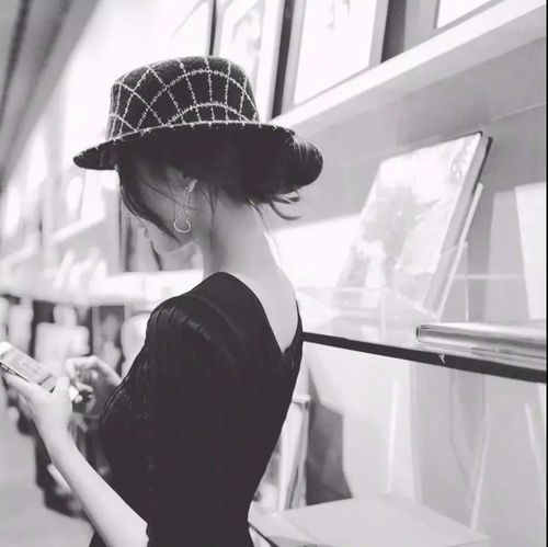 女生头像丨个性侧面背影女生头像