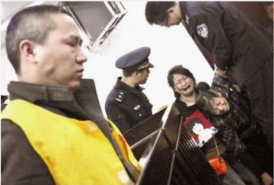 浏阳男子杀妻用盐腌尸体藏楼顶两年被判死刑(图)