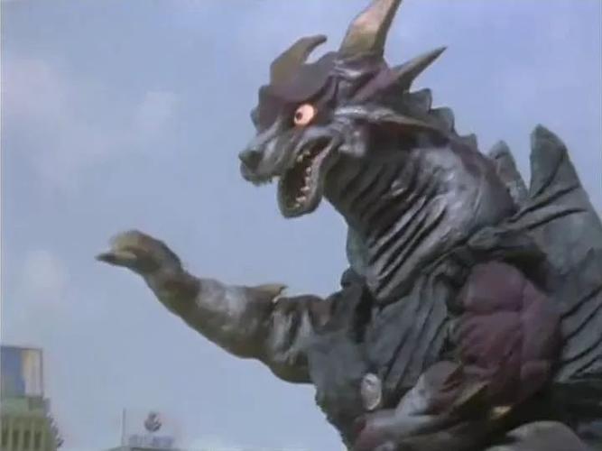 奥特曼的世界有多危险?前一秒还是宠物,突然变成凶狠的怪兽