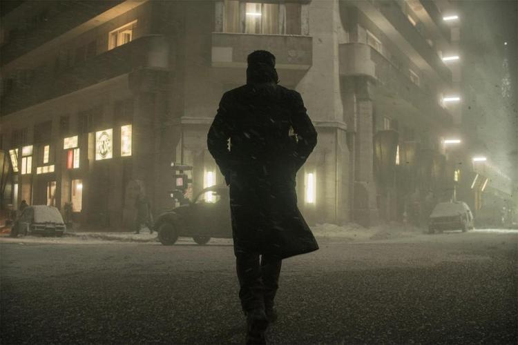 "我曾见过人类无法想象的奇迹!"九大问题解读《银翼杀手2049》
