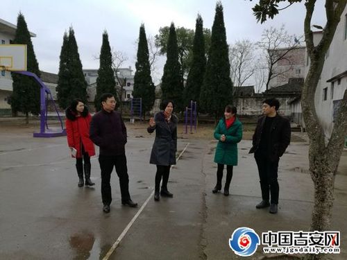 永新县人民政府副县长彭丽英,永新县教体局局长王佐,督导室主任高特生