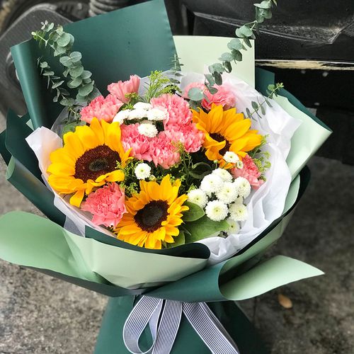泰州向日葵花束鲜花速递同城海陵高港姜堰靖江泰兴鲜花速递同城