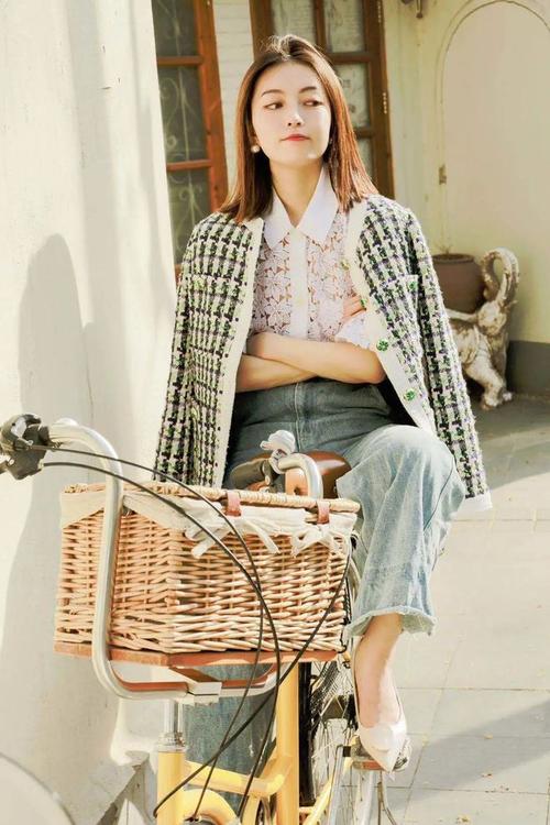 卡卡一周穿搭上班这样穿真的不土