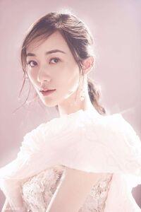 韩雪清新优雅金大福珠宝写真