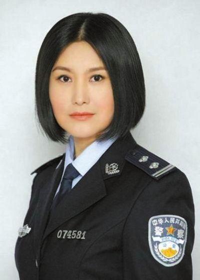 王茜在《重案六组》饰演季洁.