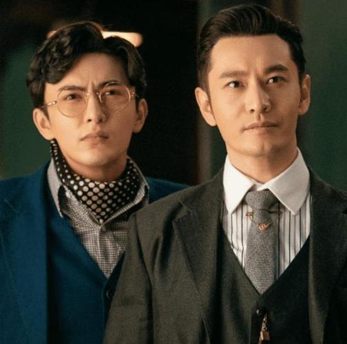 为什么黄晓明一直梳"大背头"?当他放下刘海,突然不"油"了