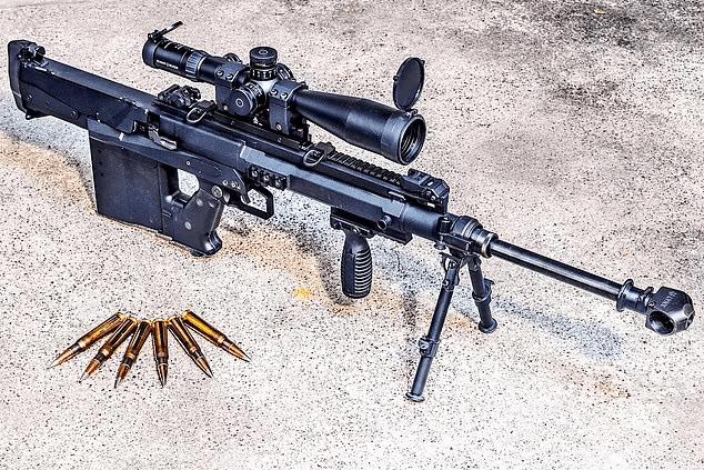 英特种兵配备新式狙击步枪"榴弹炮",可摧毁战斗机和装甲车