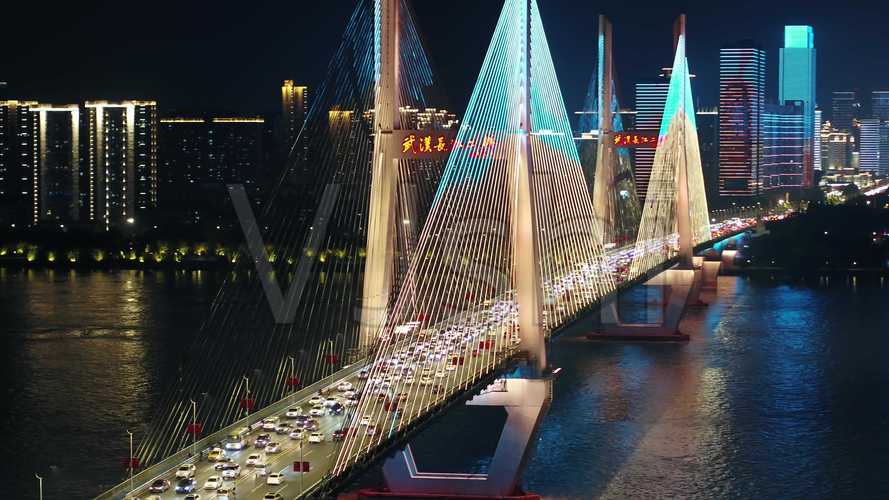 4k航拍武汉长江二桥夜景灯光秀_3840x2160_高清视频素材下载(编号