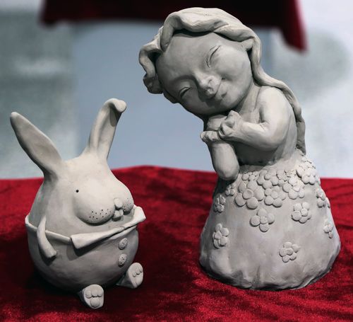 学院举办首期东生泥塑陶艺研习培训班学员作品展