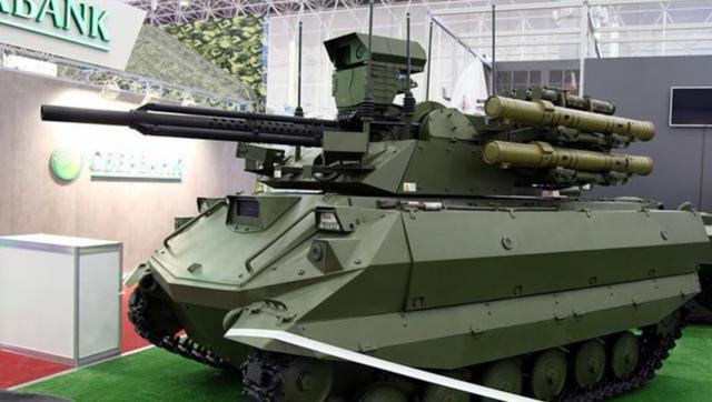 我军无人战车正式服役,别看外形小巧,火力强大没人敢小瞧