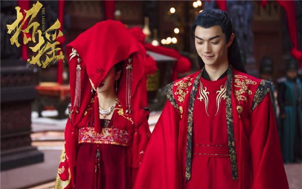 《招摇》许凯白鹿大婚剧照图片壁纸