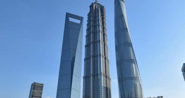 上海陆家嘴三大建筑