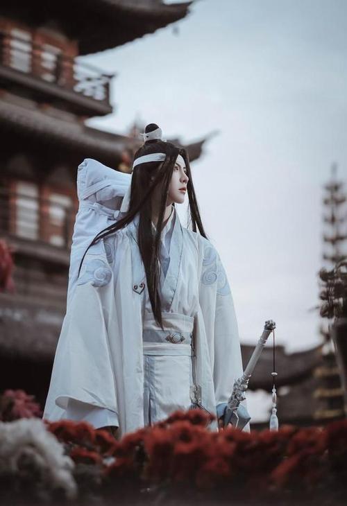 魔道祖师cos:一抚琴忆半生,陈情共曲为谁听,知音何处