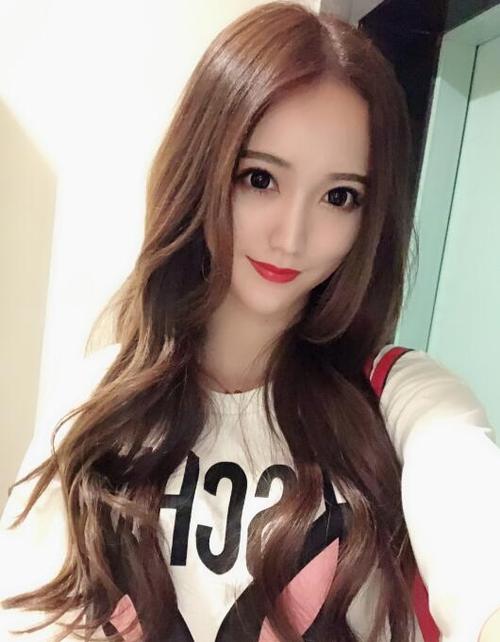 抖音红人宸荨樱桃蔡梓彤微博照片写真宸荨樱桃性感图片壁纸