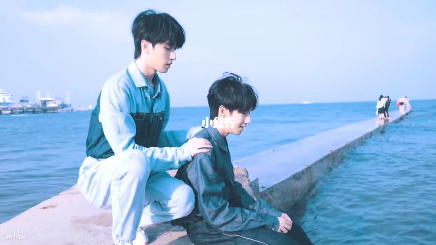 壁纸|翔霖_壁纸_娱乐_明星娱乐资讯