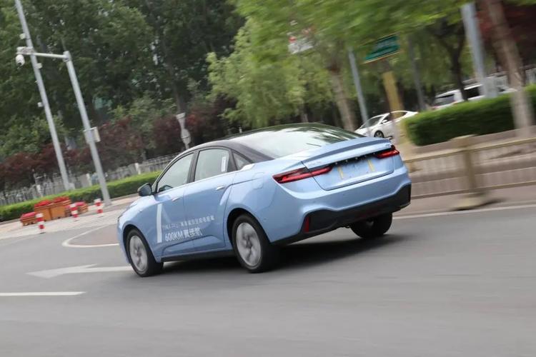 14万级别的智能科技"长跑健将"—几何a pro-新浪汽车