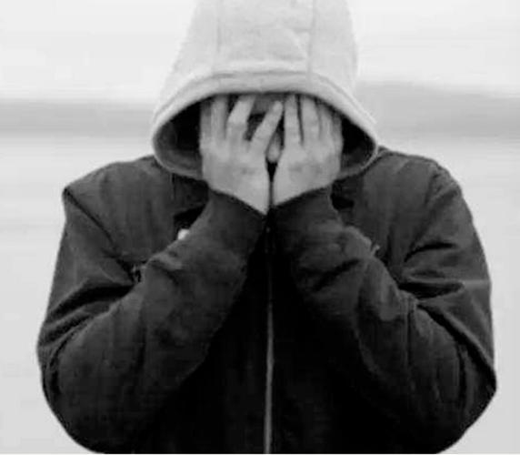 积极的观察者与消极的观察者