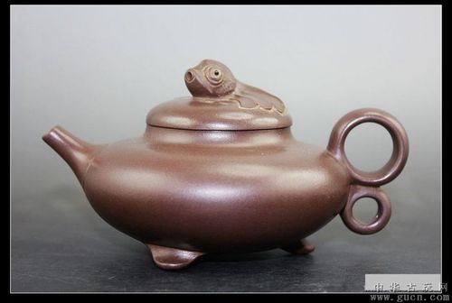 宜兴大师范洪泉全手工金鱼紫砂壶