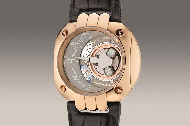 2499 "first series" and independents at phillips hogg kong