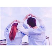 幸福浪漫的情侣,情侣头像图片-回车桌面