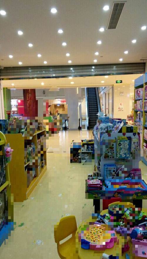 政务区银泰城 玩具店转让