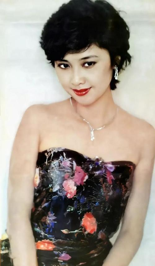 八十年代最美女演员朱琳