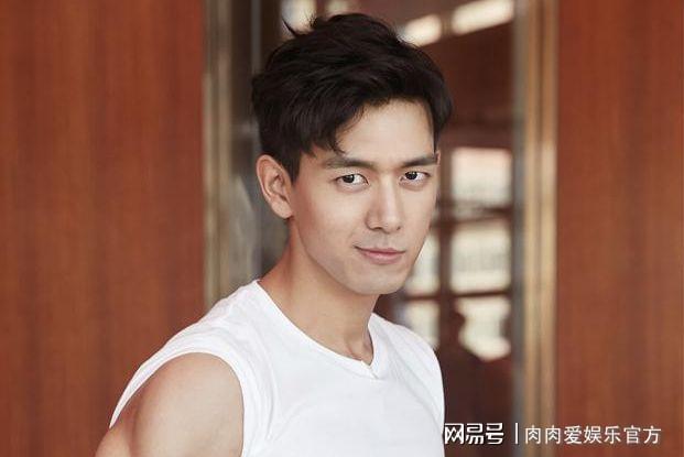 李现爆红往事成典范打拼岁月太艰难他的逆袭史让人敬仰