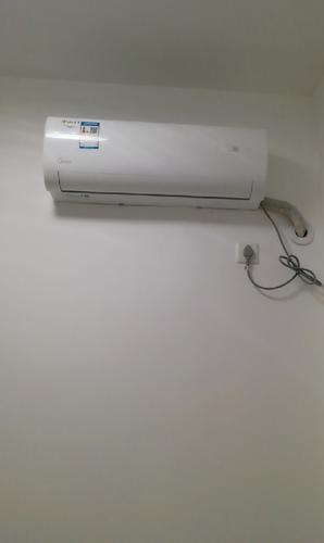 美的(midea)大1匹壁挂机冷暖变频空调 挂机家用卧室冷静星2二代kfr