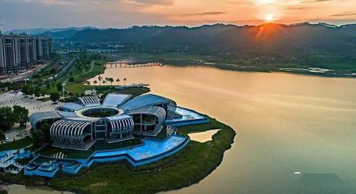 梧州苍海新区最新"艳照"流出,美呆了!