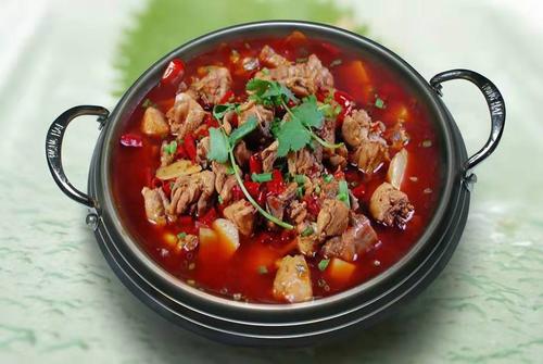 重庆烧鸡公美味又好吃,绝对非常的地道,而且还特别的