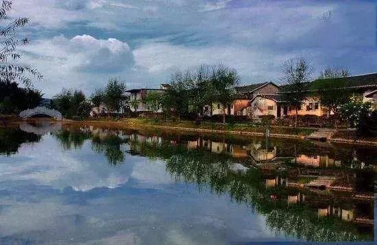 近年来,东阳市马宅镇结合"四边三化","五水共治",美丽乡村建设,财政