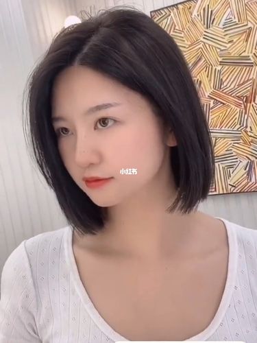 天津剪发天津染发显白发色显脸小发型短发烫发_发型_短发_发色_中