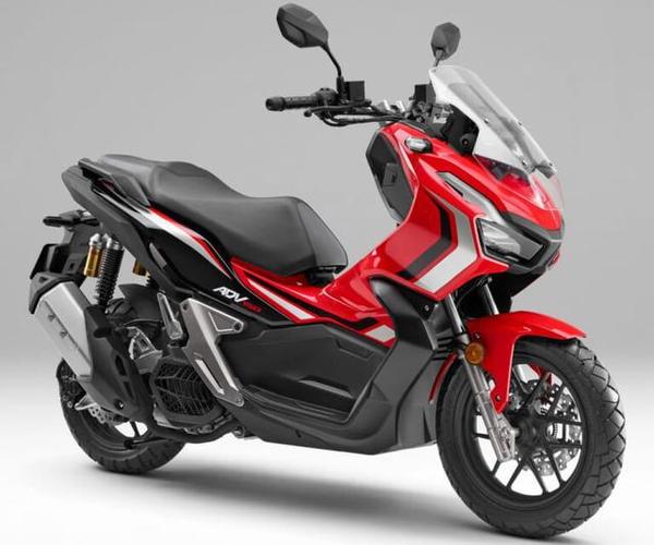 本田推出2021年款adv150摩托车的限量玫瑰白新色|踏板