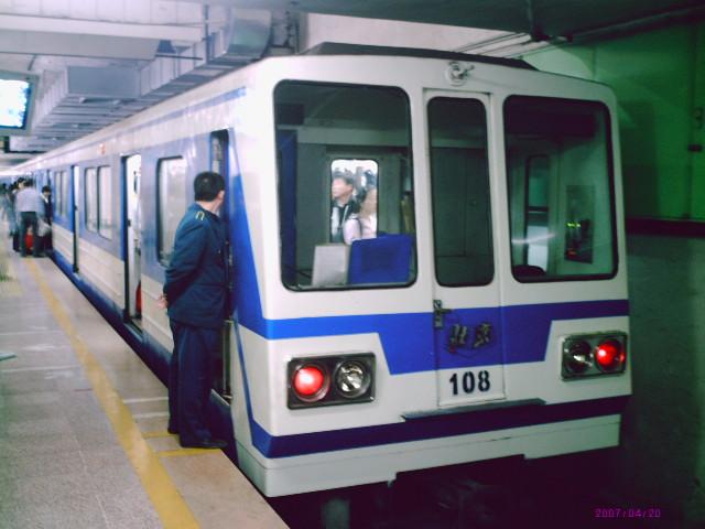 第一批即将退役老车(2号线中的部分)