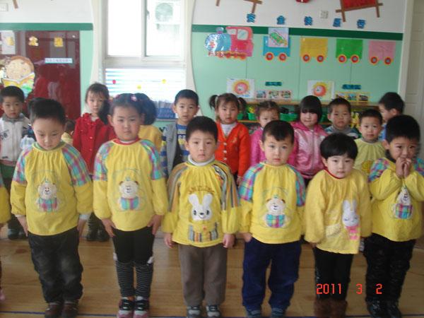 从小学习好习惯 学习正确的站姿