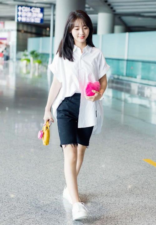 身高仅157的邢菲被她的穿搭圈粉了小个子这样穿可盐可甜