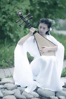 白居易《琵琶行》:底层人物琵琶女,虽小道必有可观者