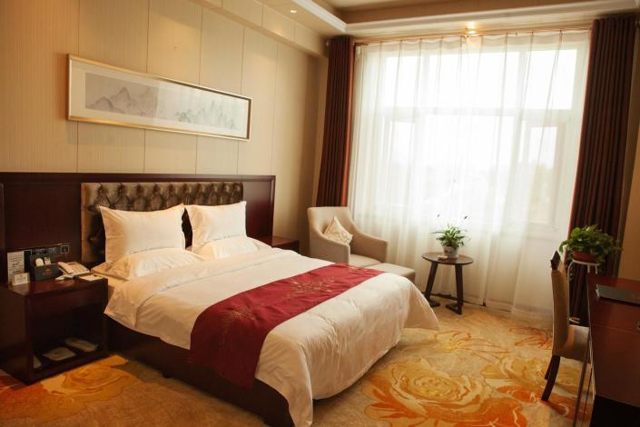 临洮石缘福大酒店