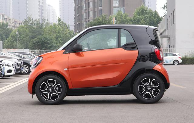 第一款:奔驰smart(13.38-19.8888万)