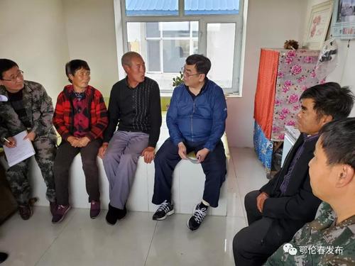 何胜宝在鄂伦春旗宜里镇排查整顿软弱涣散村党组织