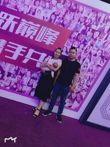 麦吉丽代理几折拿货 盼盼 成就你素颜女神的梦想