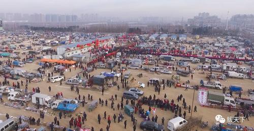 鲅鱼圈红旗大集首日,海量图集看现场:喜乐办年货,满族