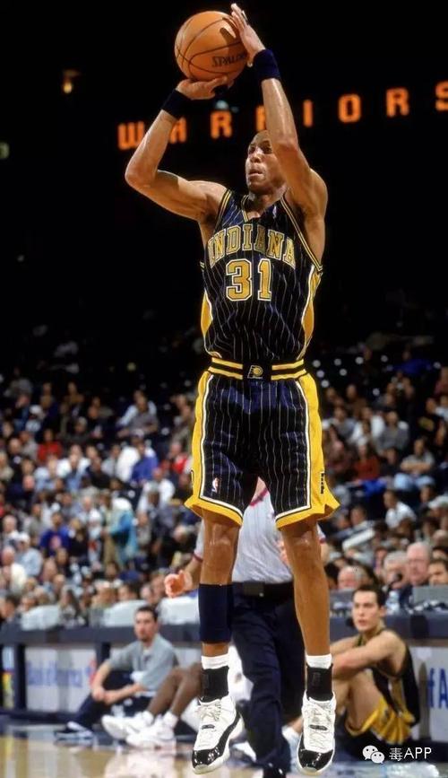 【篮球】- #听ye_wa聊球鞋# air jordan 15 reggie miller pe
